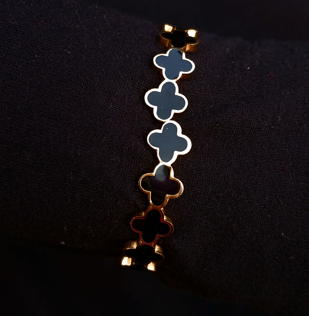 Black Clover Handcuff