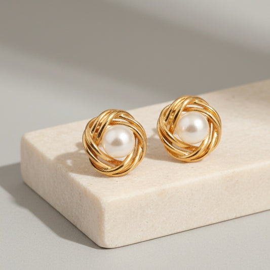 Pearl Drop Stud