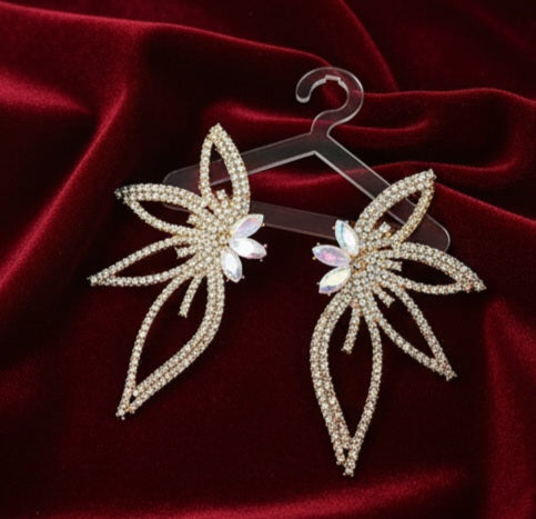 Leaf-Shaped Stud Earrings