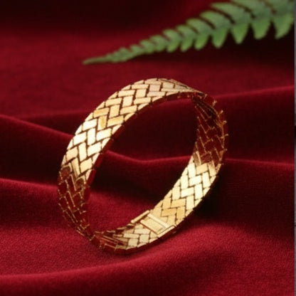 Gold Handcuff